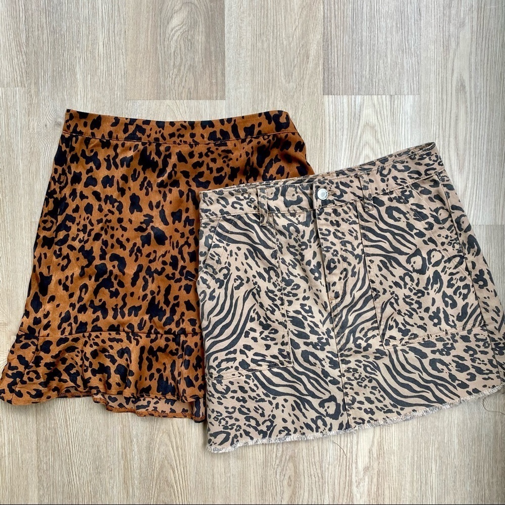 Forever 21 Cheetah/ Leopard Satin Denim Mini Skirt
